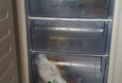 Réfrigérateur ét. neuf